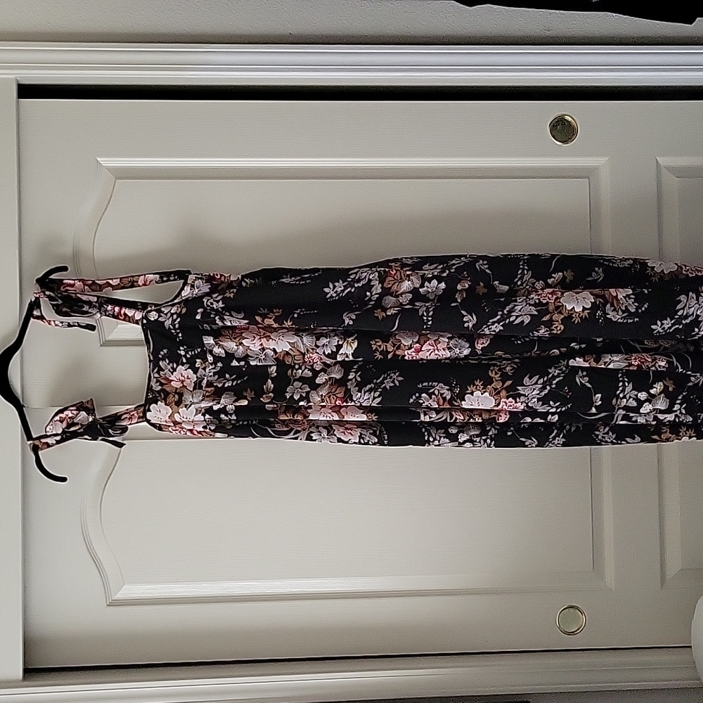 XL shein mid romper with shoulder ties